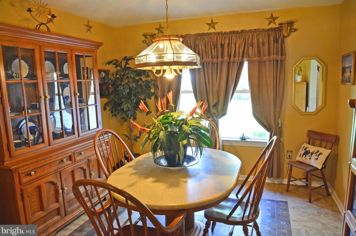 281 Northridge Dr, Landisville PA  17538-1046 exterior