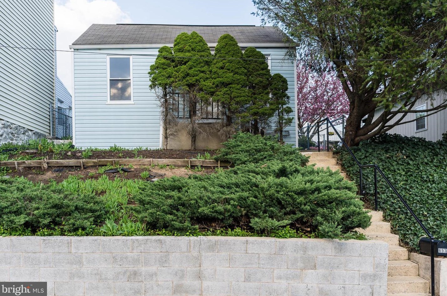 653 9th St, Kinderhook PA  17512-1802 exterior