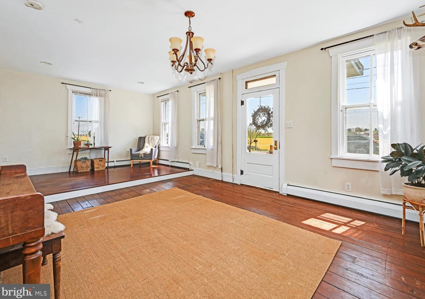 37 Locust St, Bareville PA  17540-9101 exterior