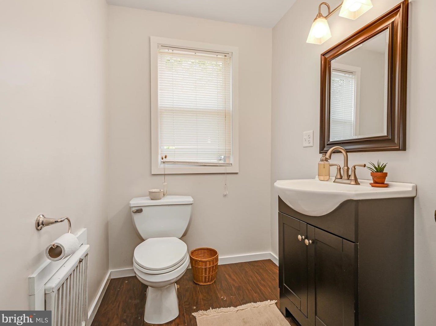 37 Locust St, Bareville PA  17540-9101 exterior