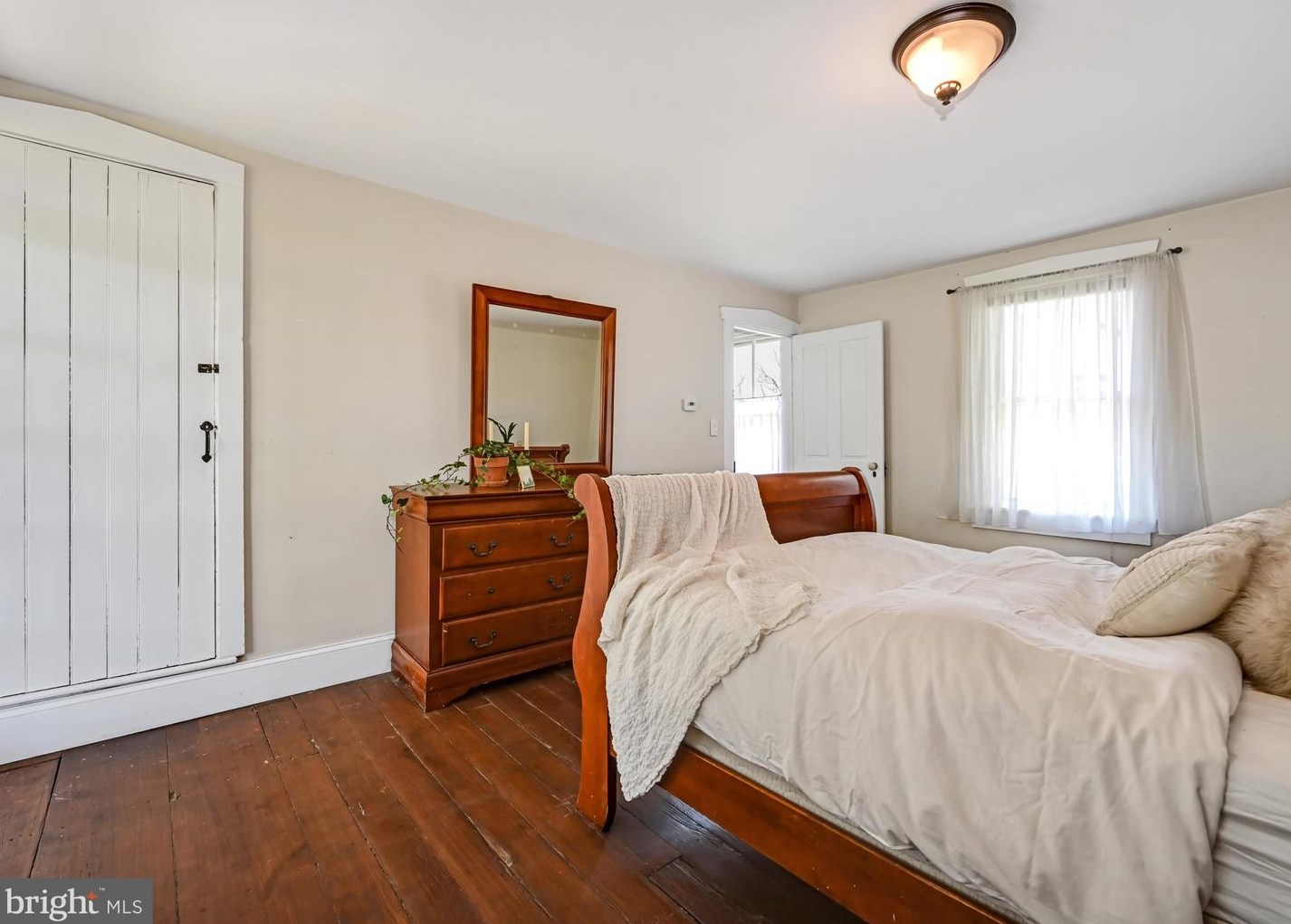 37 Locust St, Bareville PA  17540-9101 exterior