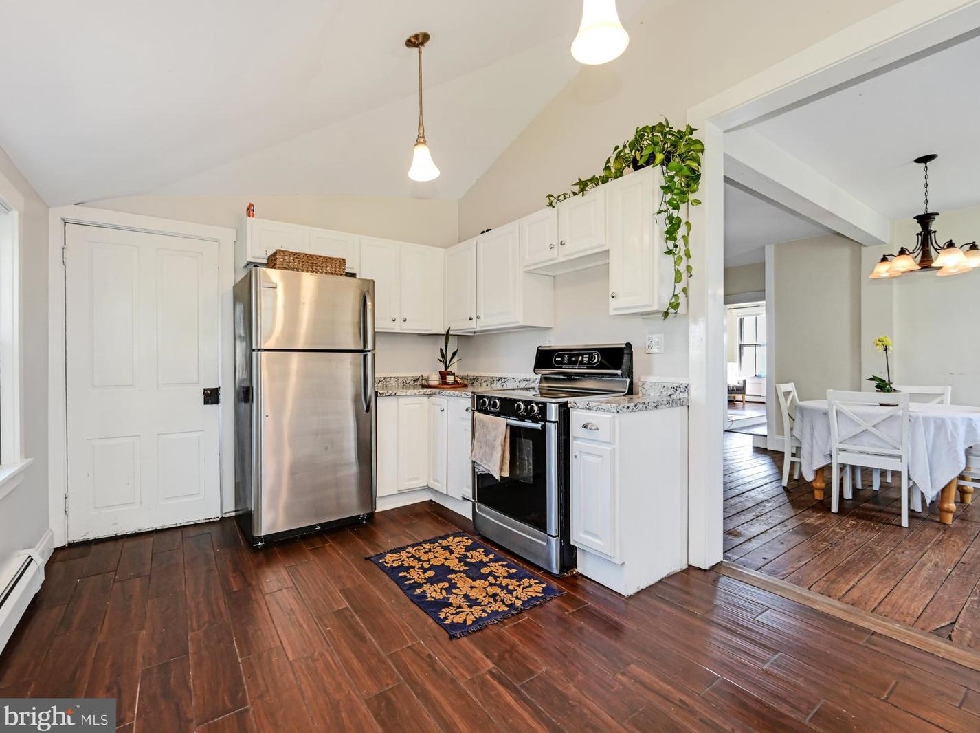 37 Locust St, Bareville PA  17540-9101 exterior