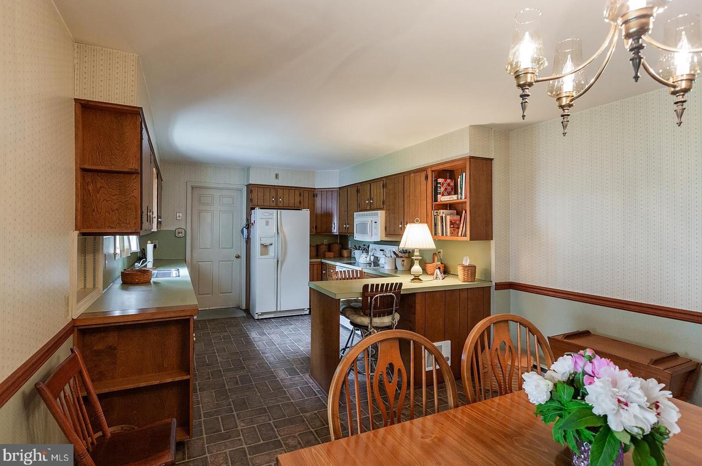 1524 English Brook Dr, Landisville PA  17538-1349 exterior