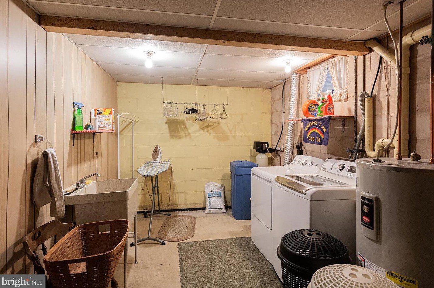 1524 English Brook Dr, Landisville PA  17538-1349 exterior