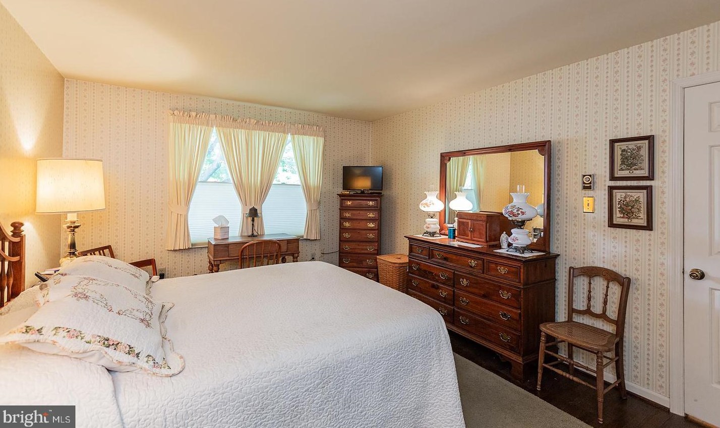 1524 English Brook Dr, Landisville PA  17538-1349 exterior