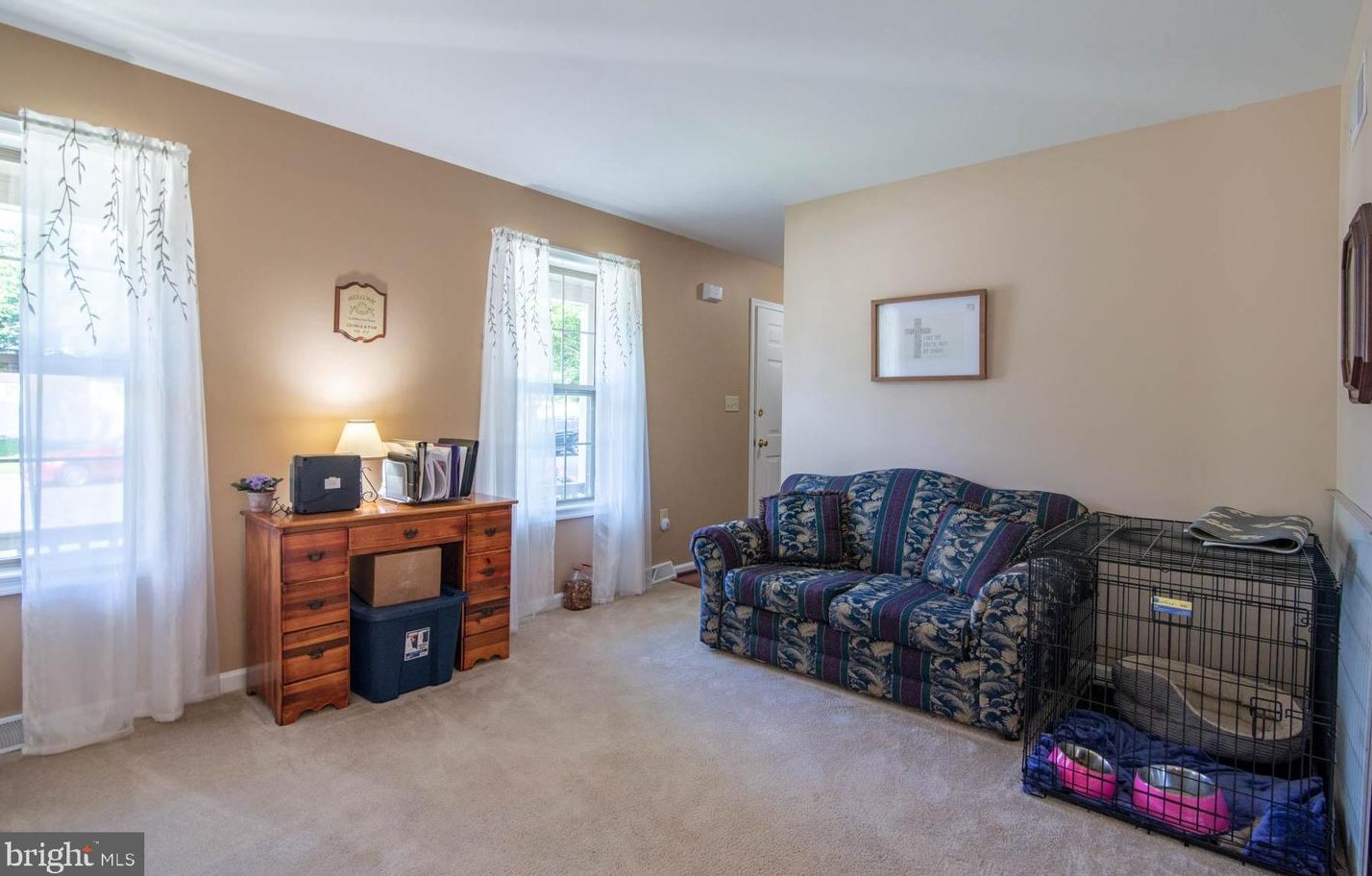 90 Gard Ct, Kinderhook PA  17512-9467 exterior