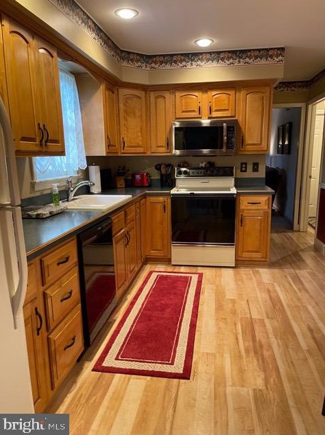 1052 Snapper Dam Rd, Landisville PA  17538-1545 exterior