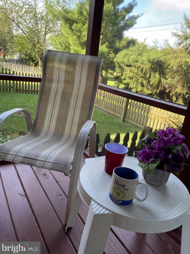 1052 Snapper Dam Rd, Landisville PA  17538-1545 exterior