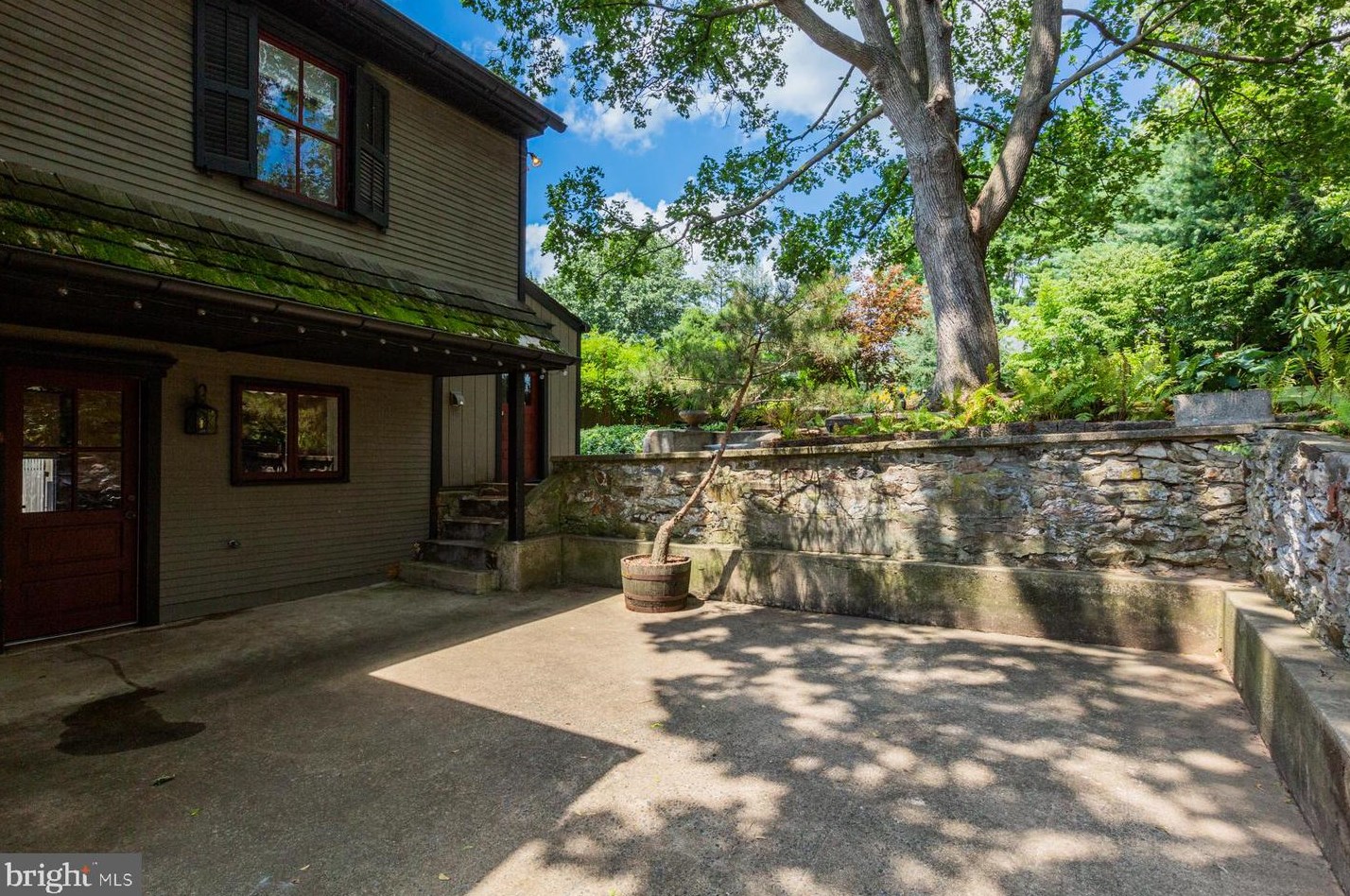 466 Market St, Marietta PA 17547-1608 exterior