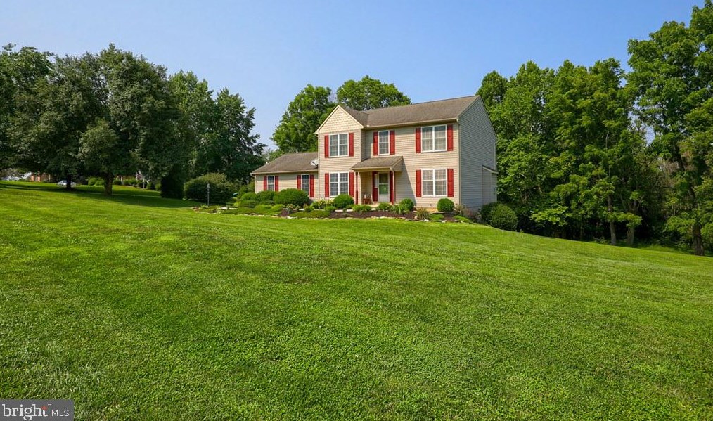 13 Apache Ln, Willow PA  17584-9756 exterior