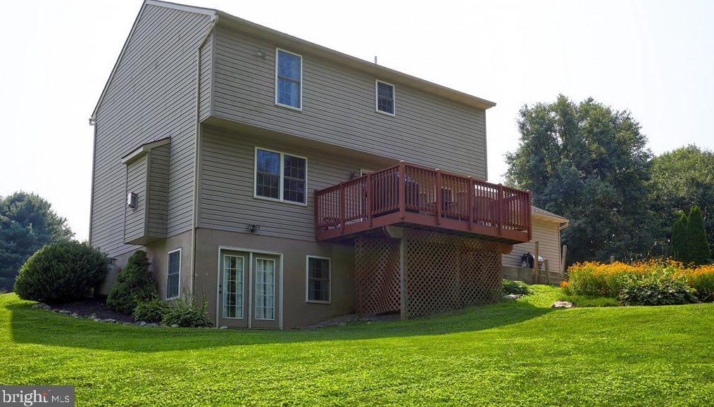 13 Apache Ln, Willow PA  17584-9756 exterior