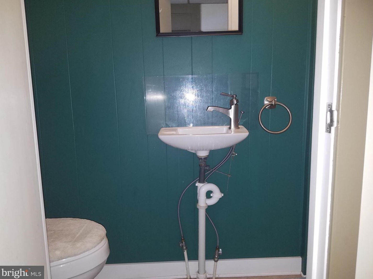 831 Willow St, Lebanon PA 17042-4864 exterior