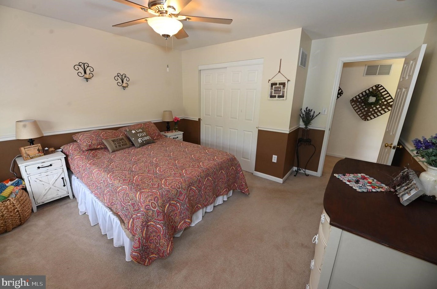 32 Valley Rd, Shrewsbury PA  17361-1116 exterior