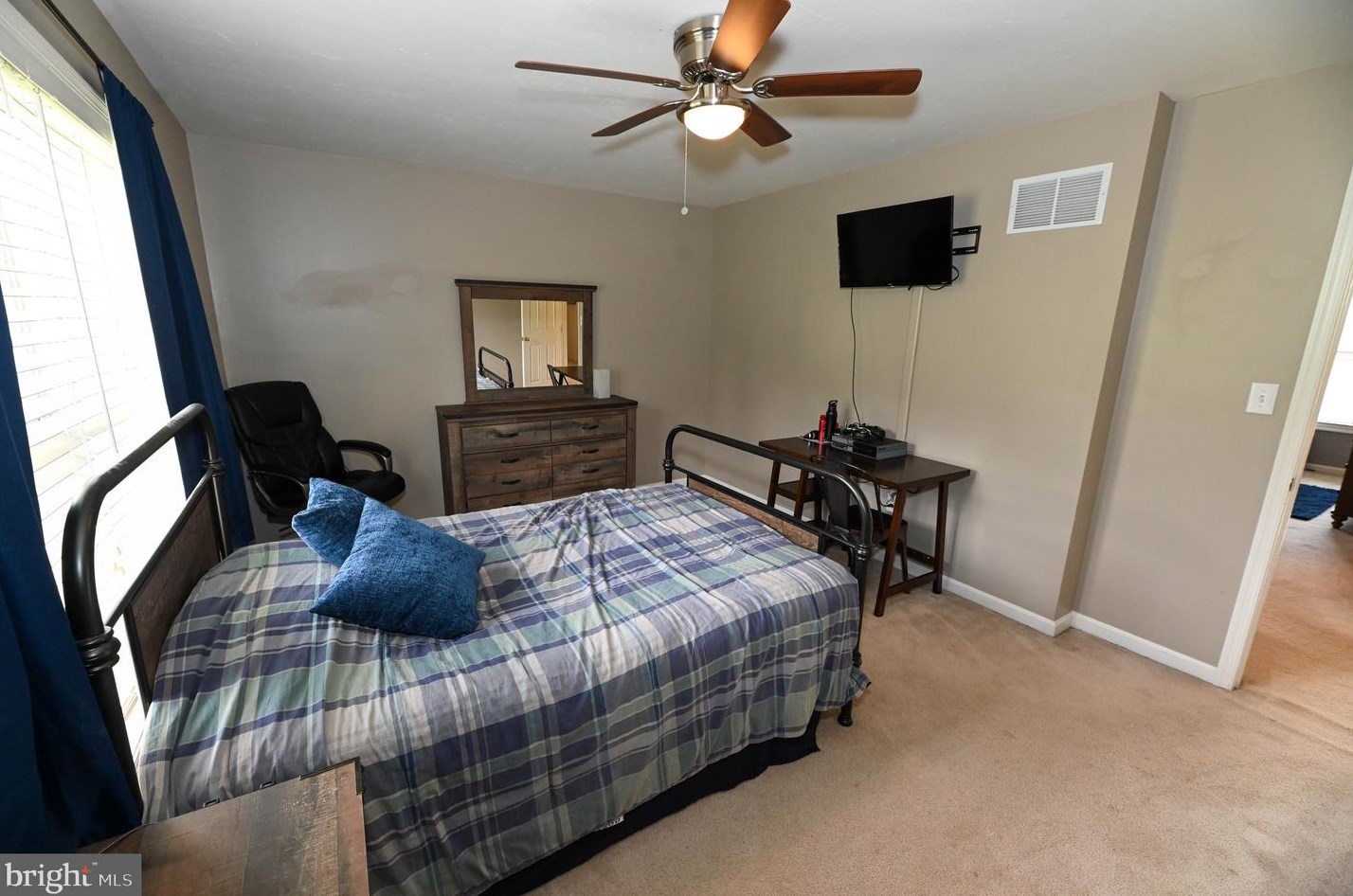 32 Valley Rd, Shrewsbury PA  17361-1116 exterior