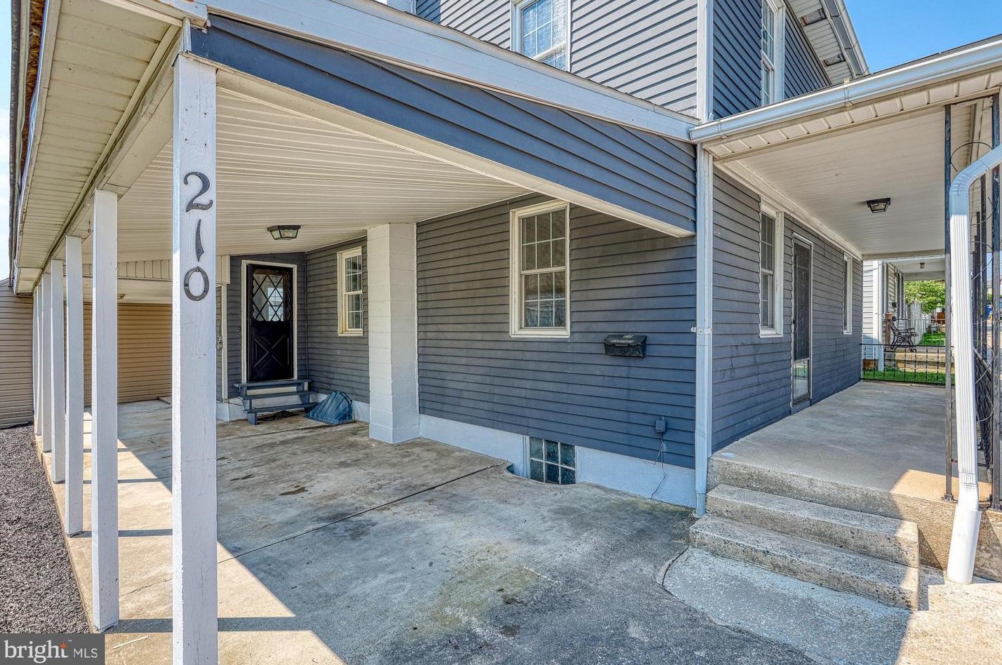 210 Cooper St, Strinestown PA  17345-1416 exterior