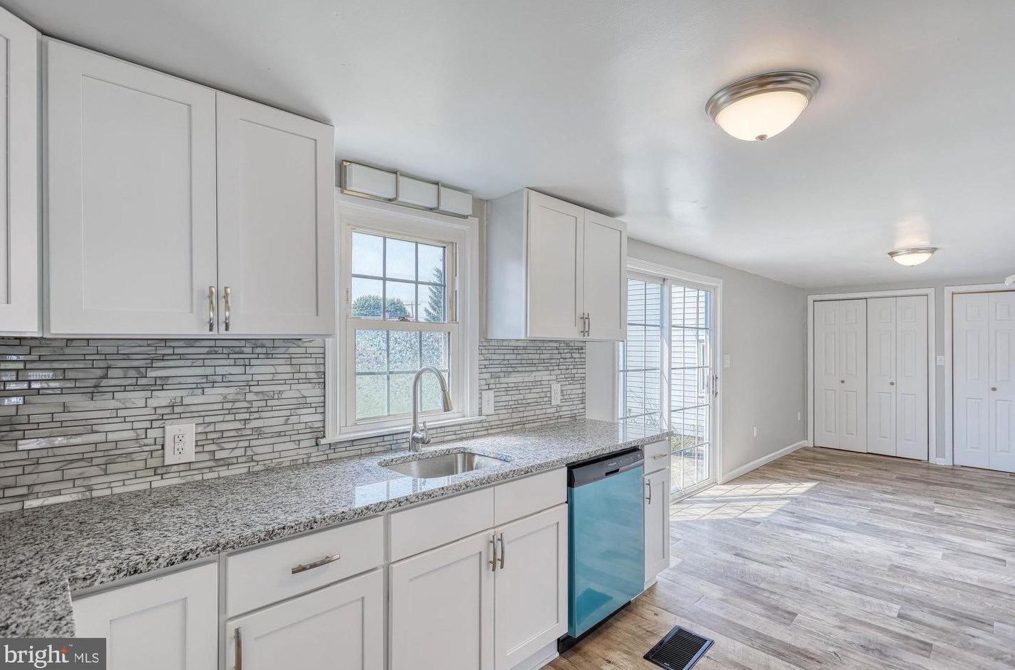 210 Cooper St, Strinestown PA  17345-1416 exterior