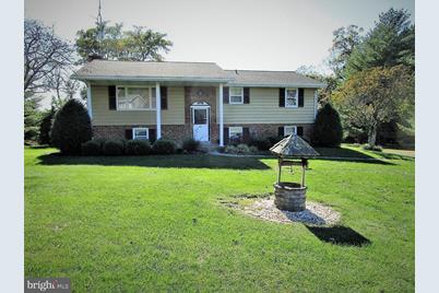 65 Mummert Avenue - Photo 1