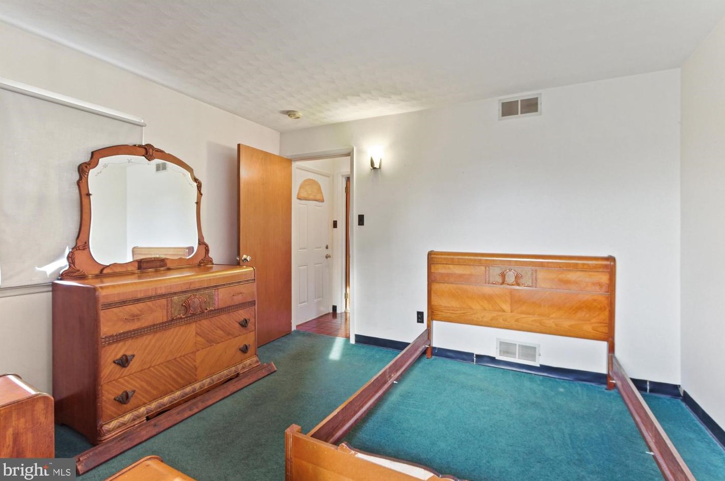 61 Franklin St, Yoe PA  17313-9569 exterior