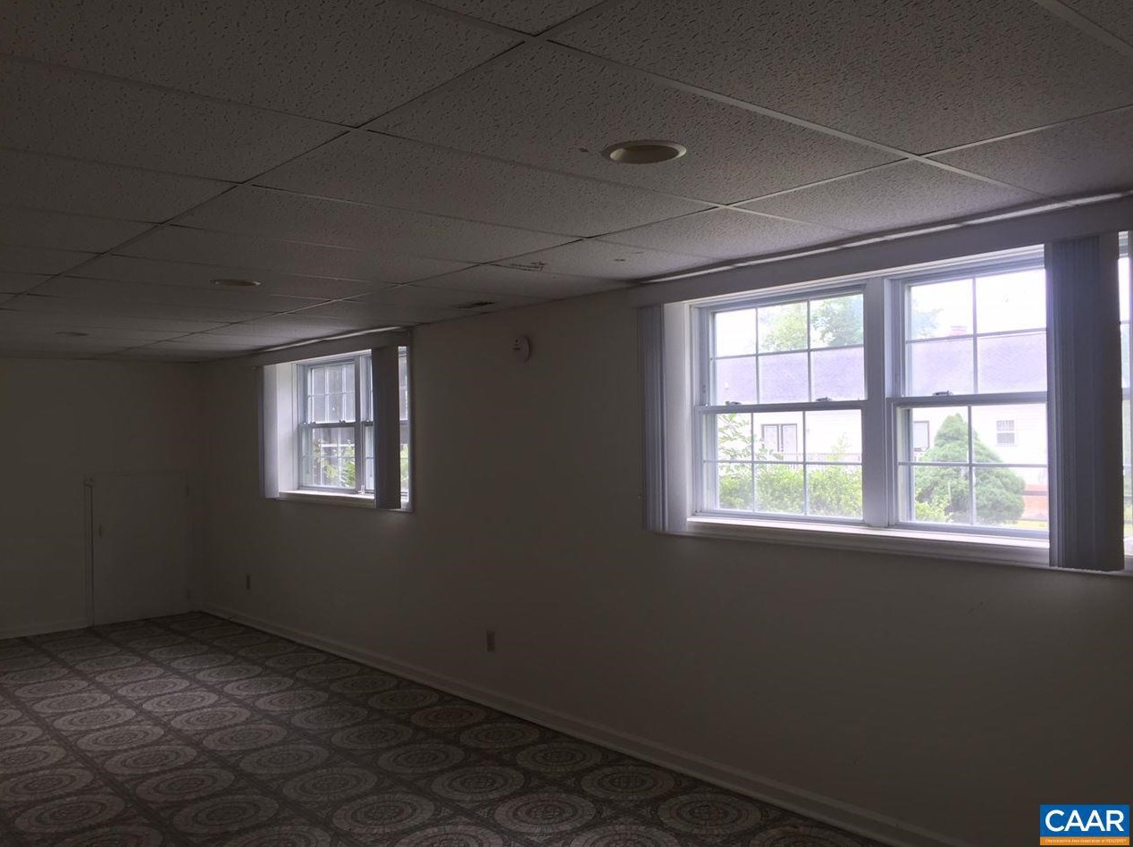 975 Greenmurray Hl, Charlottesville, VA 22903