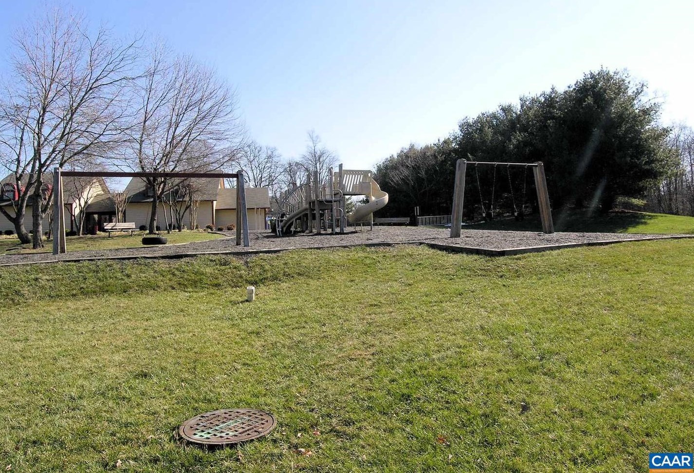 53 Quincy Ct, Dulles VA  20165-5755 exterior