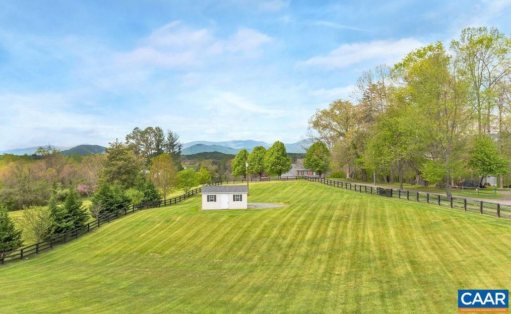 773 Swift Run Rd, Ruckersville VA  22968-2429 exterior