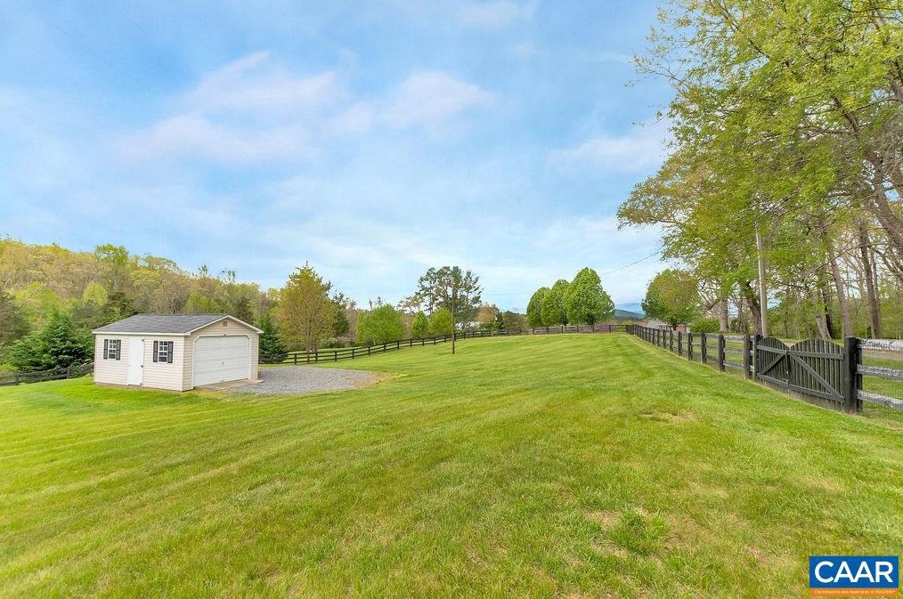 773 Swift Run Rd, Ruckersville VA  22968-2429 exterior