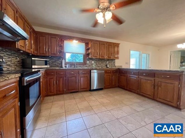 9960 Dyke Rd, Stanardsville VA  22973-3413 exterior