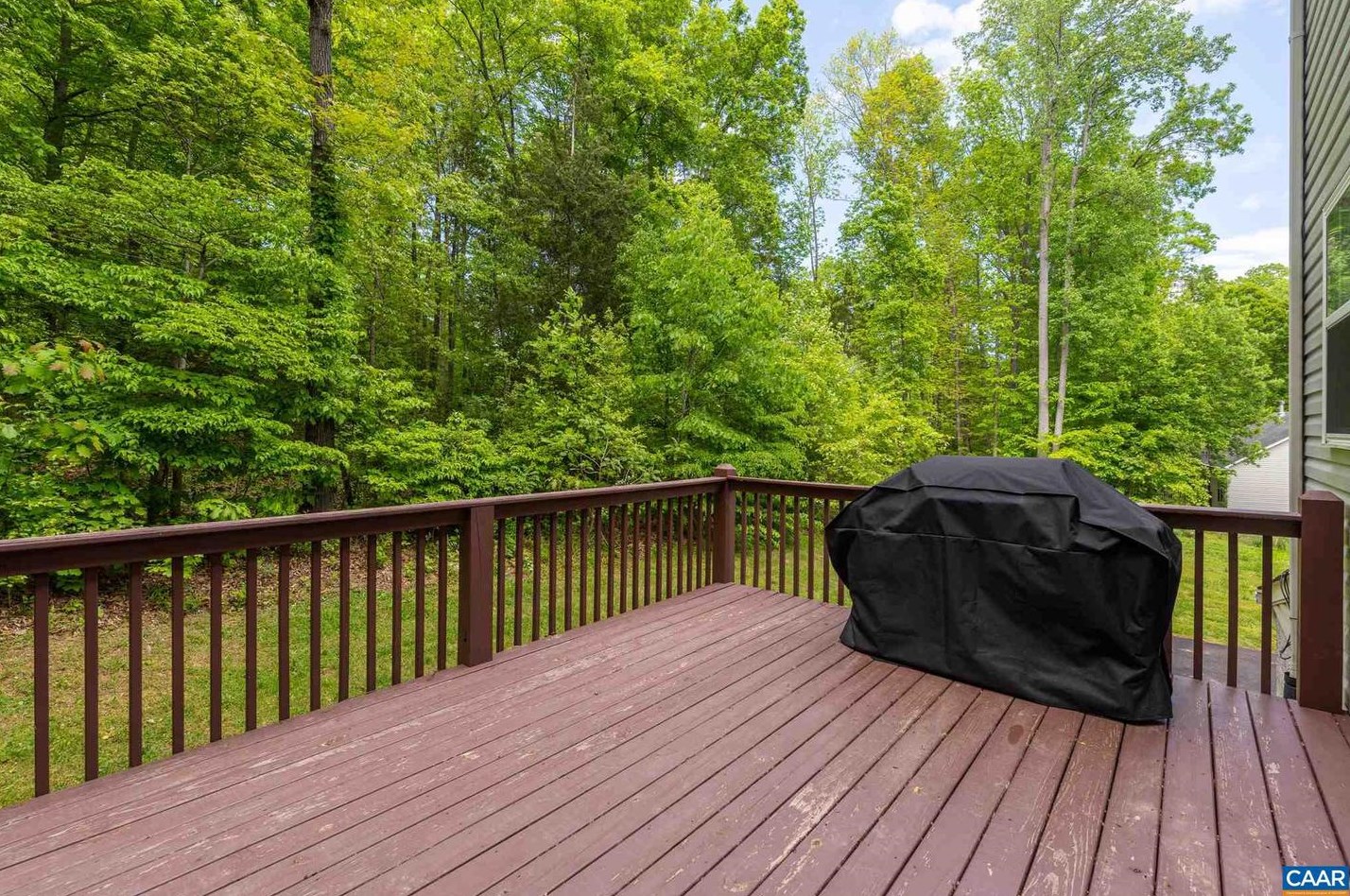 59 Oak Terrace Dr, Ruckersville VA  22968-3439 exterior