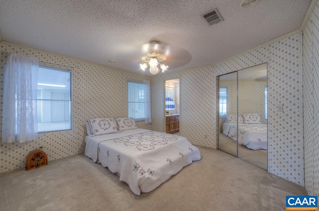 11 Gladiola Rd, Ruckersville VA  22968-2515 exterior