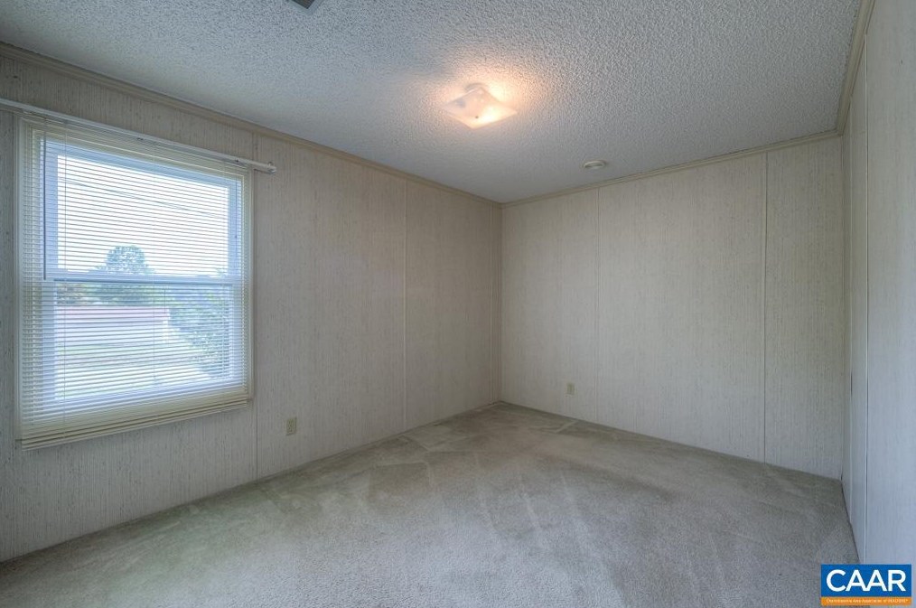 11 Gladiola Rd, Ruckersville VA  22968-2515 exterior