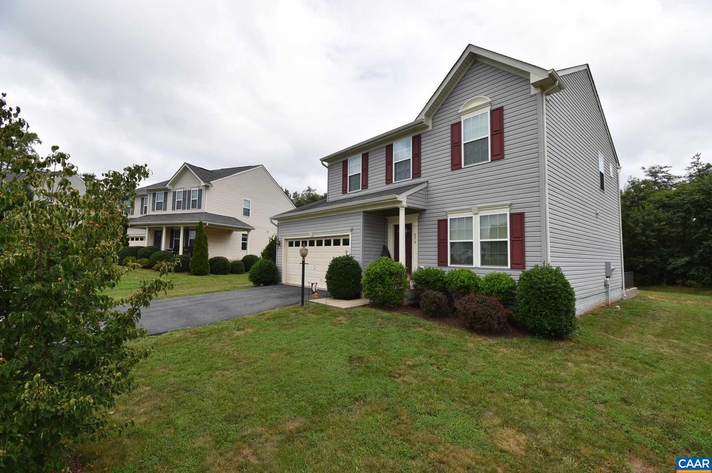279 Larchmont Cir, Ruckersville VA  22968-3235 exterior