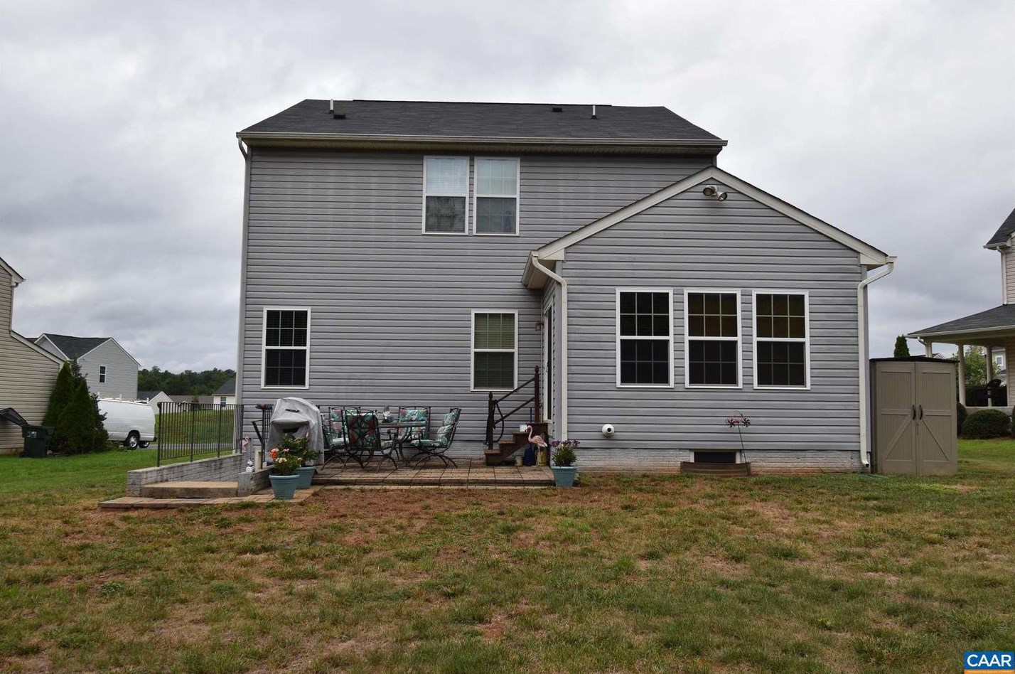 279 Larchmont Cir, Ruckersville VA  22968-3235 exterior