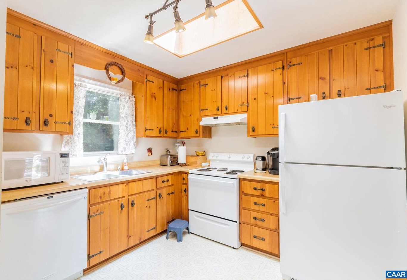 432 Stephens Loop, Ruckersville VA  22968-2830 exterior