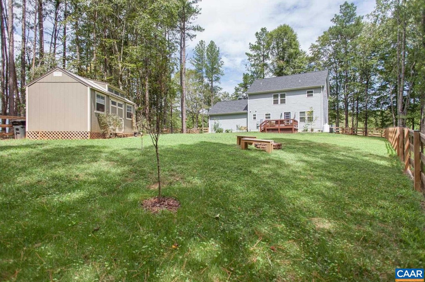 199 Logan Dr, Ruckersville VA  22968 exterior