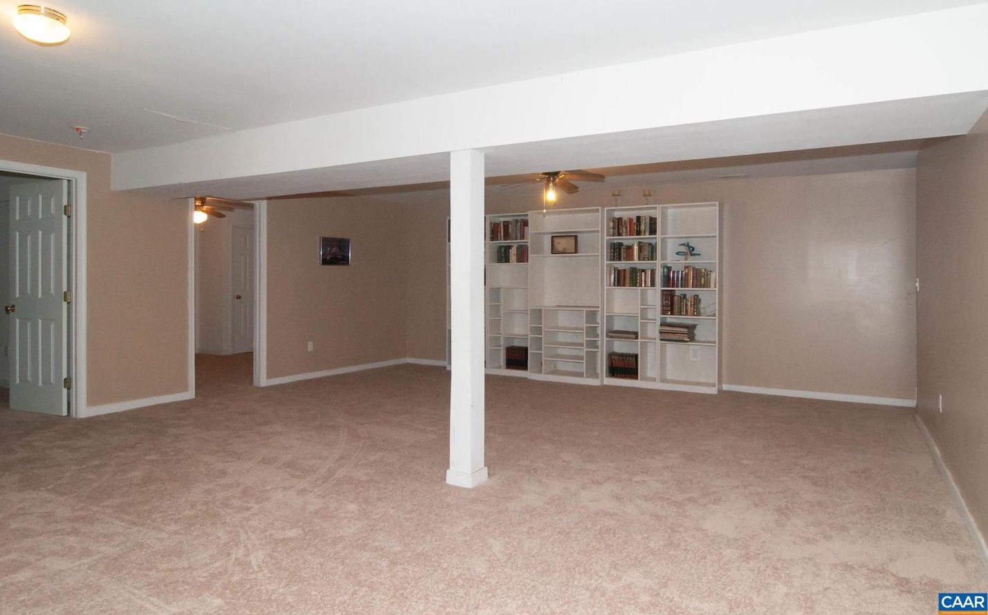 46 Oak Terrace Dr, Ruckersville VA  22968-3439 exterior