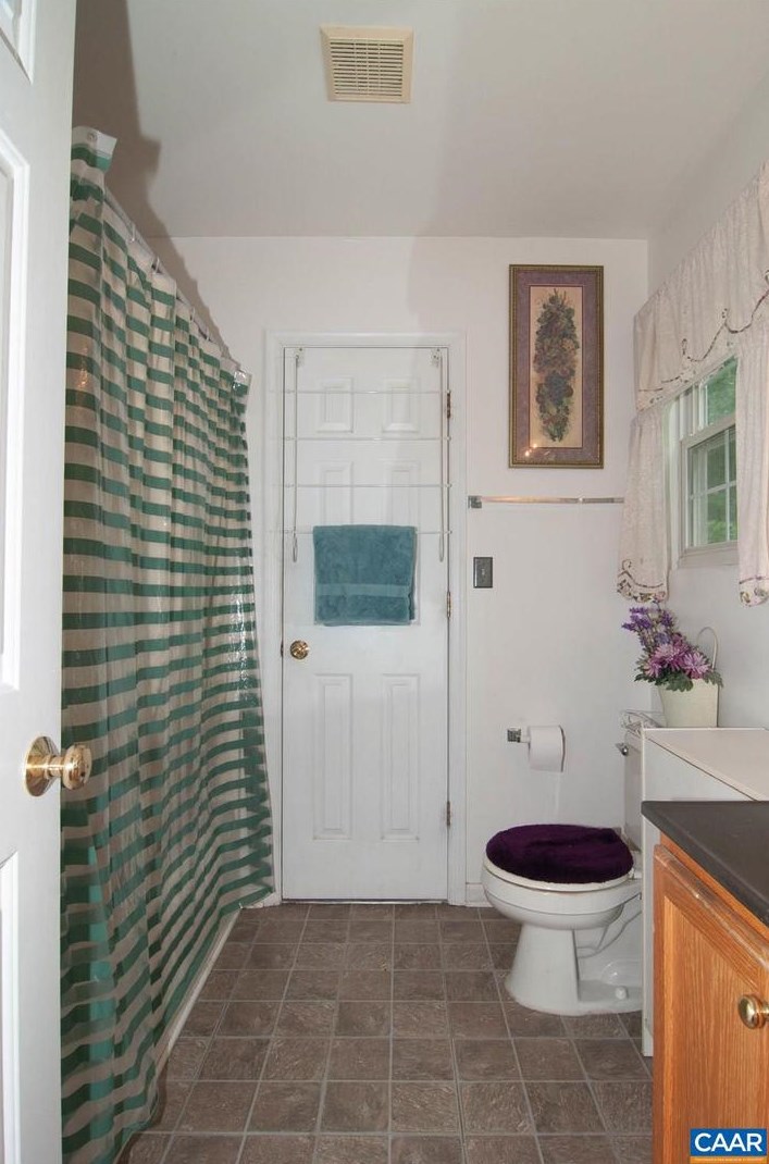 46 Oak Terrace Dr, Ruckersville VA  22968-3439 exterior