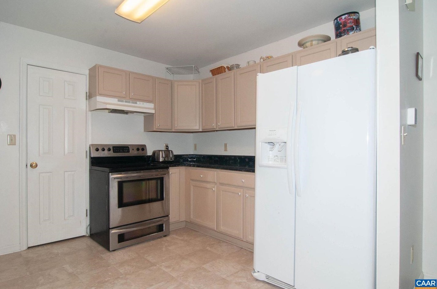 46 Oak Terrace Dr, Ruckersville VA  22968-3439 exterior