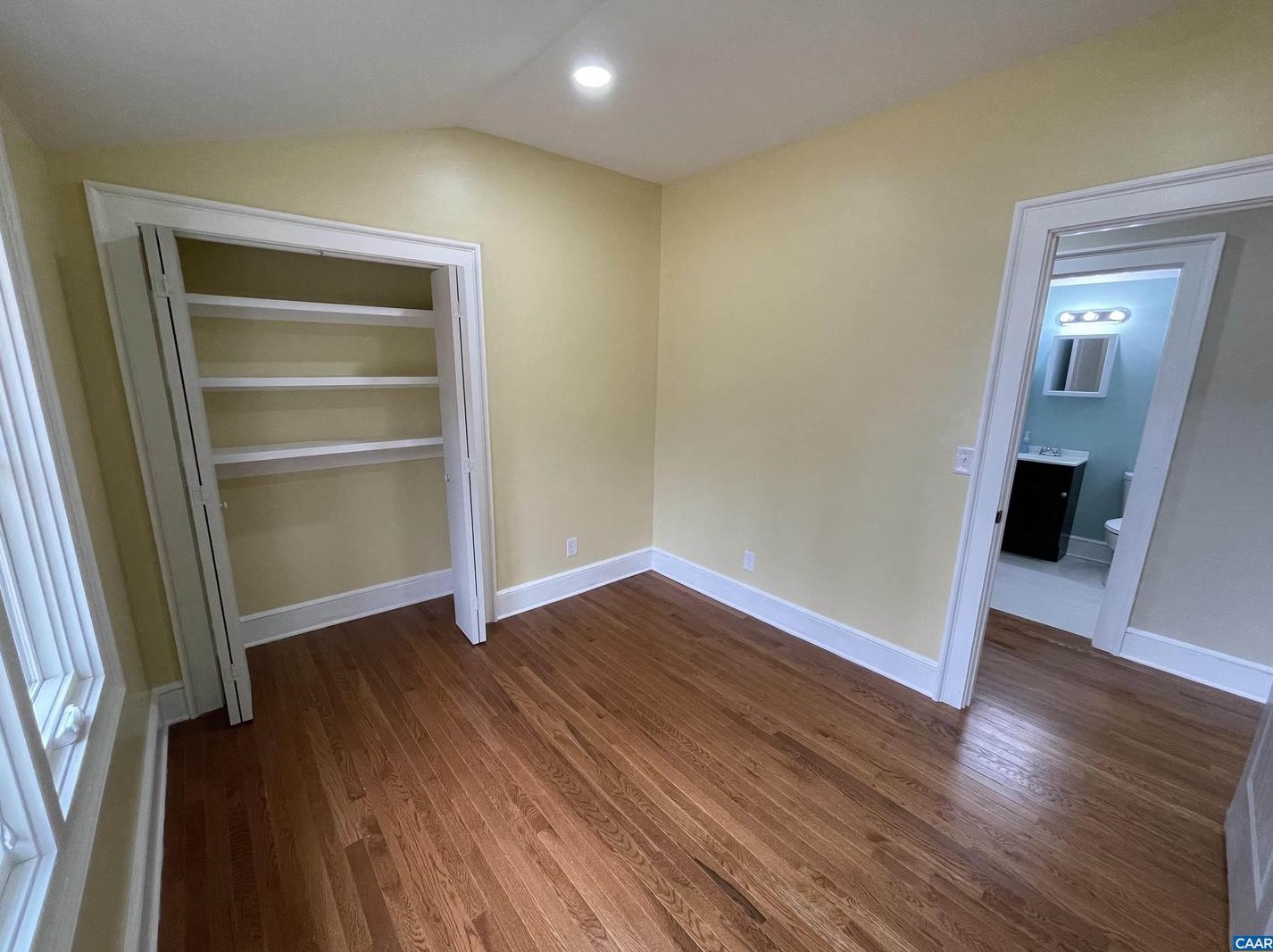 8577 Louisa Rd, Gordonsville VA  22942-6446 exterior