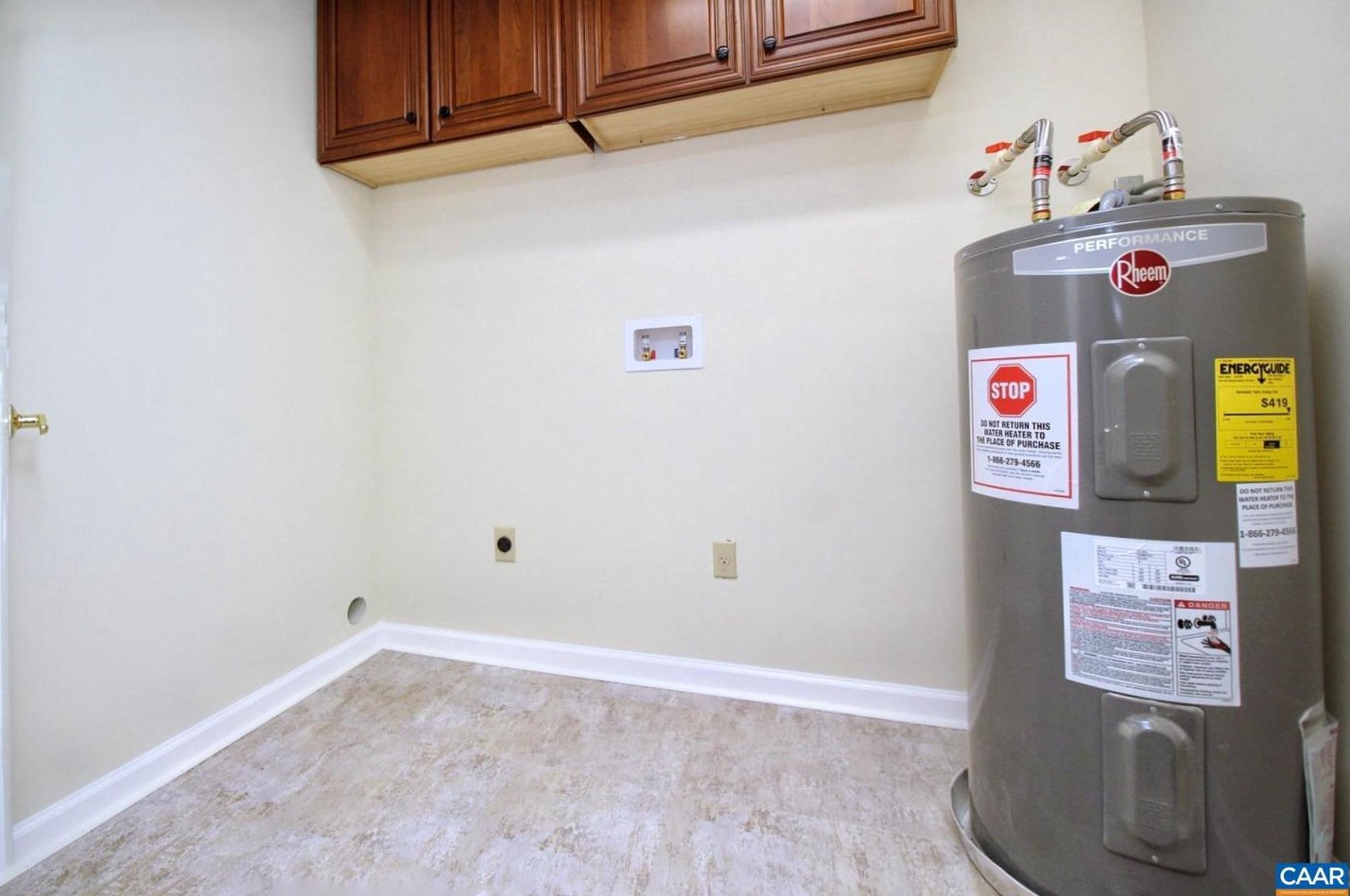 2562 Zachary Taylor Hwy, Mineral VA  23117-5213 exterior