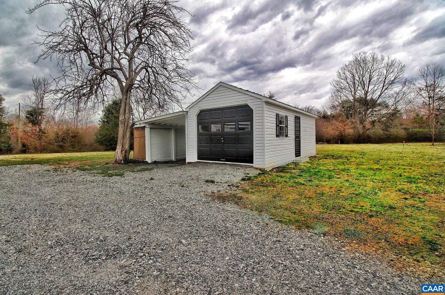 2562 Zachary Taylor Hwy, Mineral VA  23117-5213 exterior