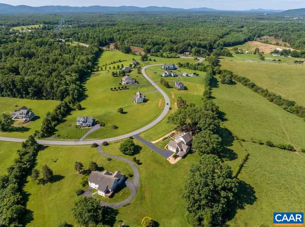 283 London Ct, Ruckersville VA  22968-3362 exterior