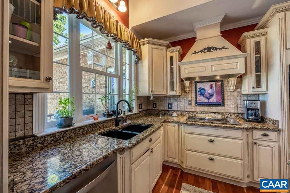 283 London Ct, Ruckersville VA  22968-3362 exterior