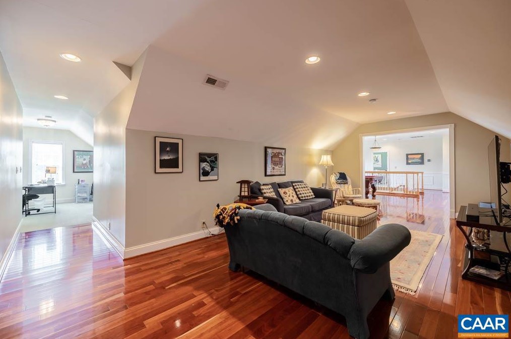 283 London Ct, Ruckersville VA  22968-3362 exterior