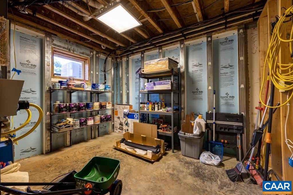 283 London Ct, Ruckersville VA  22968-3362 exterior