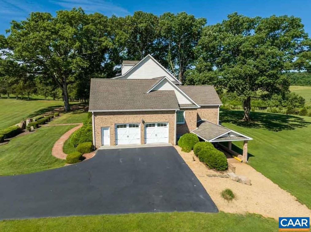 283 London Ct, Ruckersville VA  22968-3362 exterior