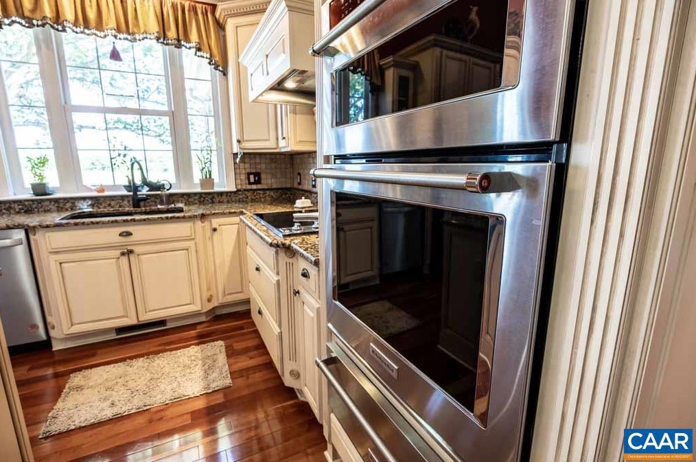 283 London Ct, Ruckersville VA  22968-3362 exterior