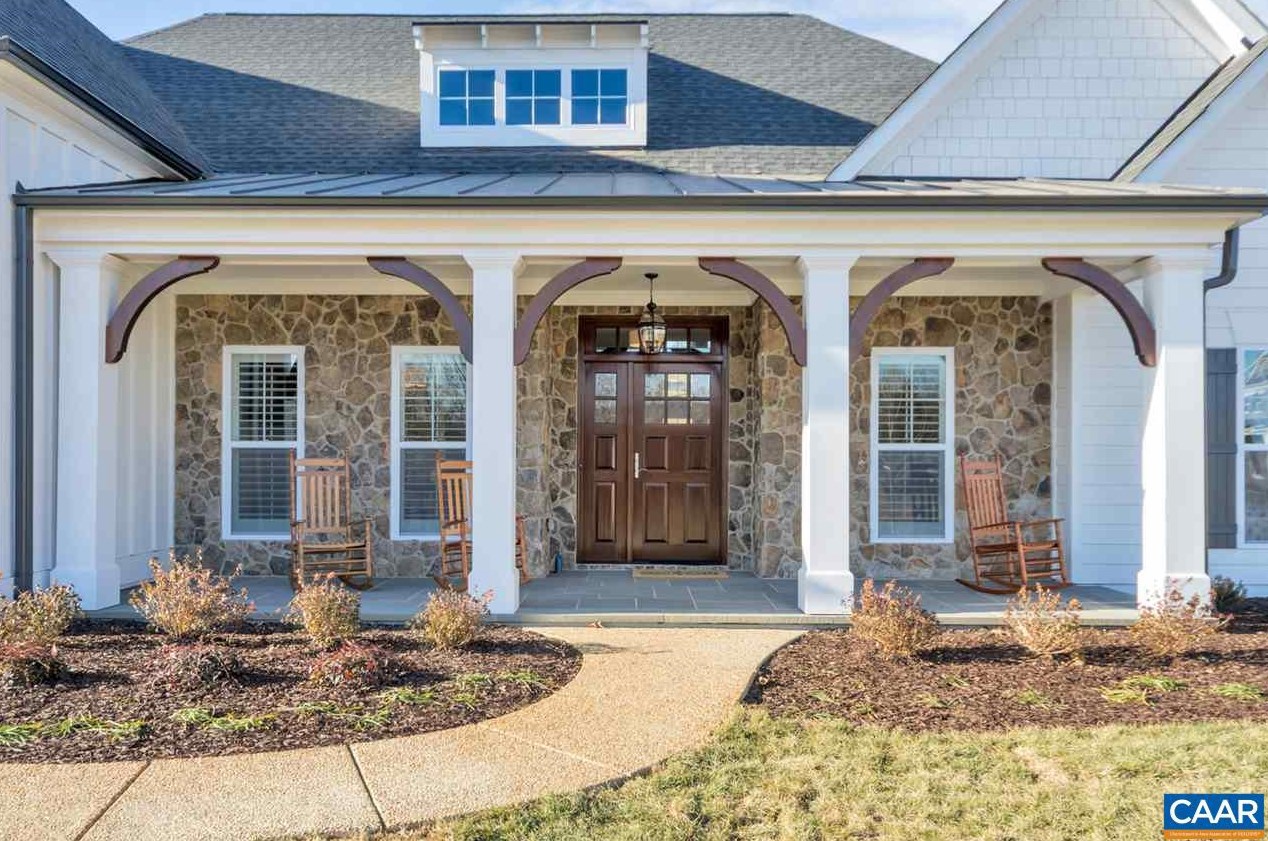 1408 Queenscroft, Keswick VA  22947-2737 exterior