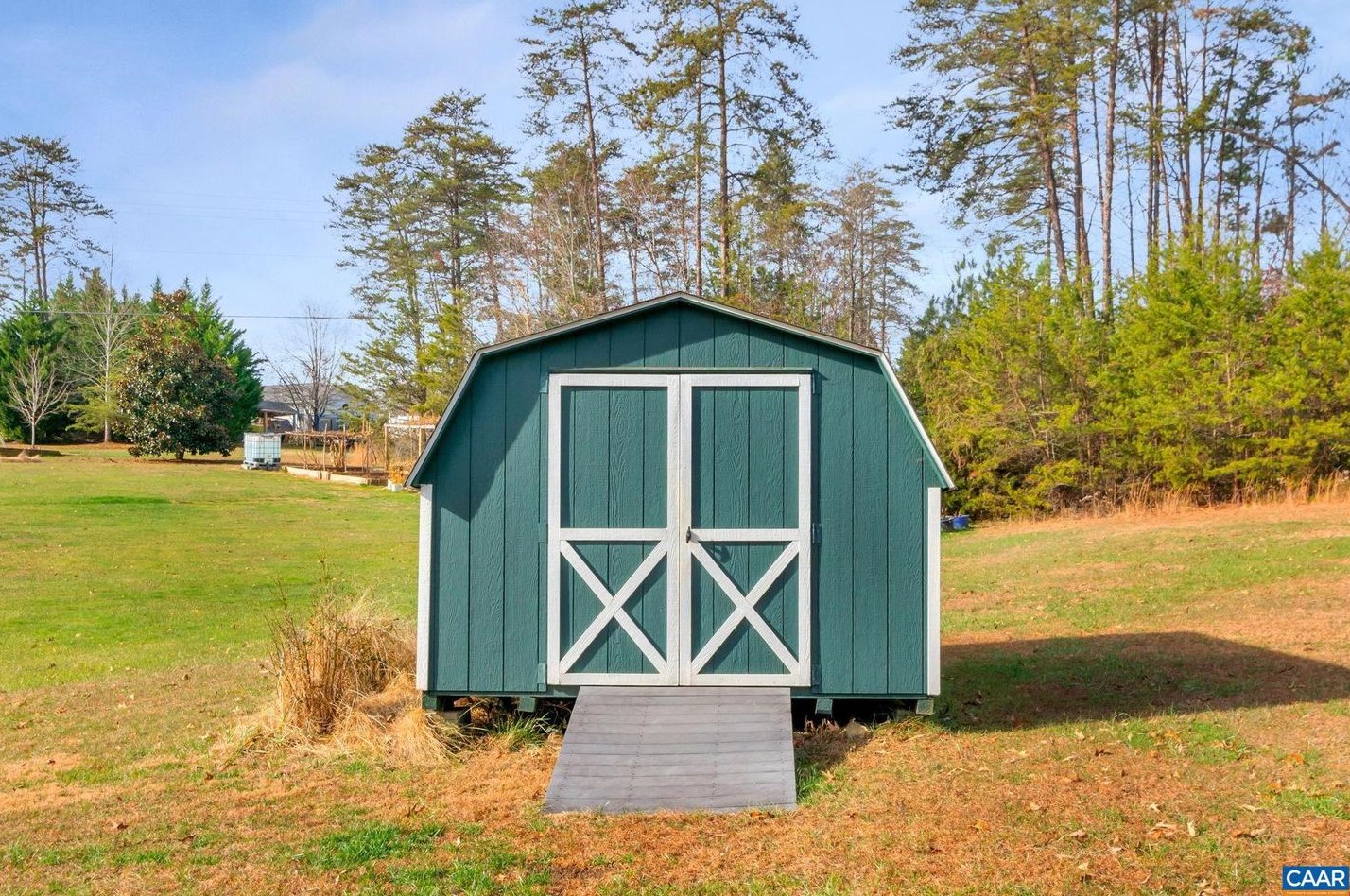 150 Angie Pl, Ruckersville VA  22968-3552 exterior