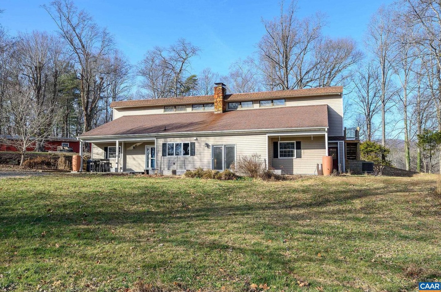 9663 Dyke Rd, Stanardsville VA  22973-3412 exterior