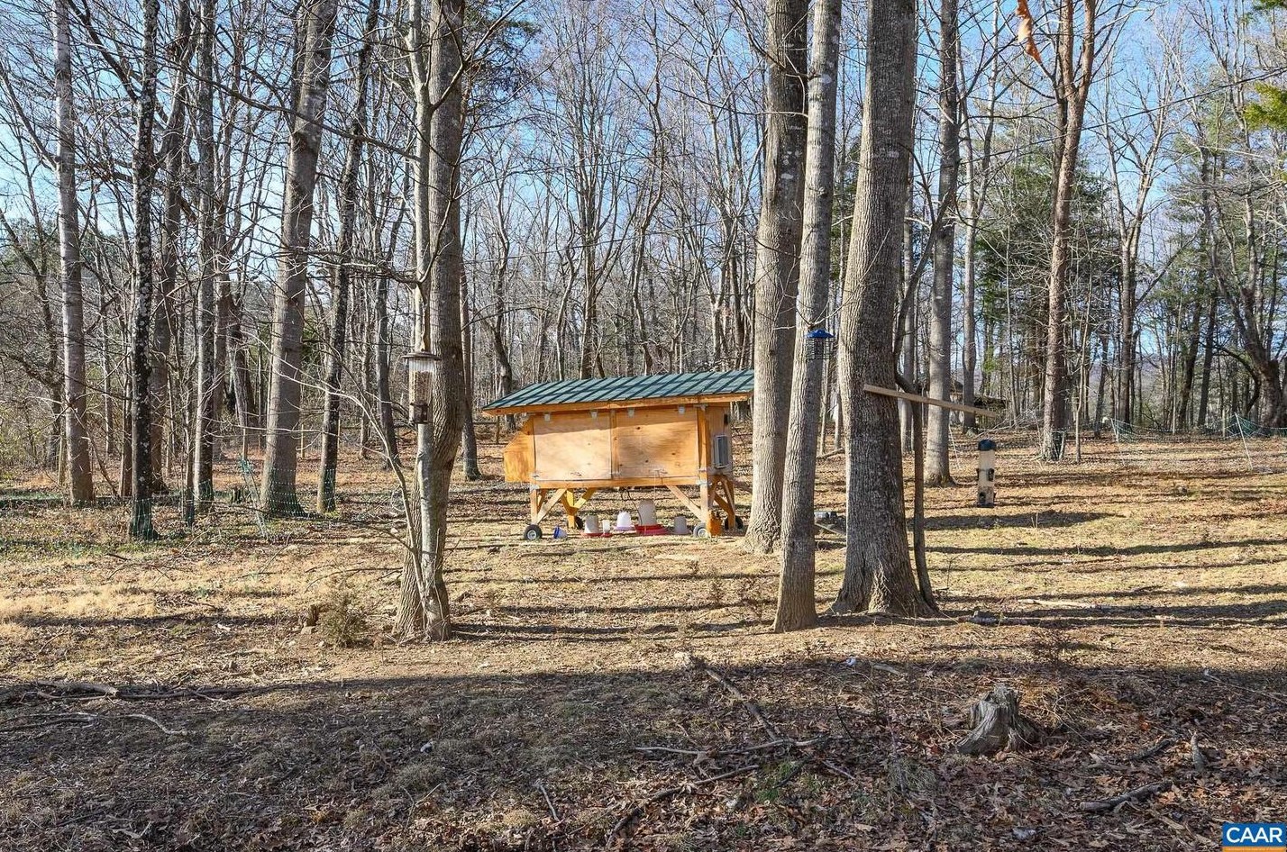 9663 Dyke Rd, Stanardsville VA  22973-3412 exterior